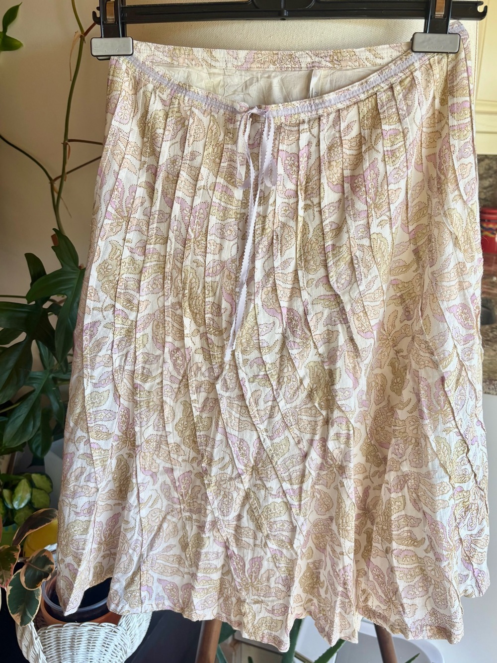 VINTAGE Light Pink Paisley Print Coquette A-Line Skirt with Babydoll Lace Bow